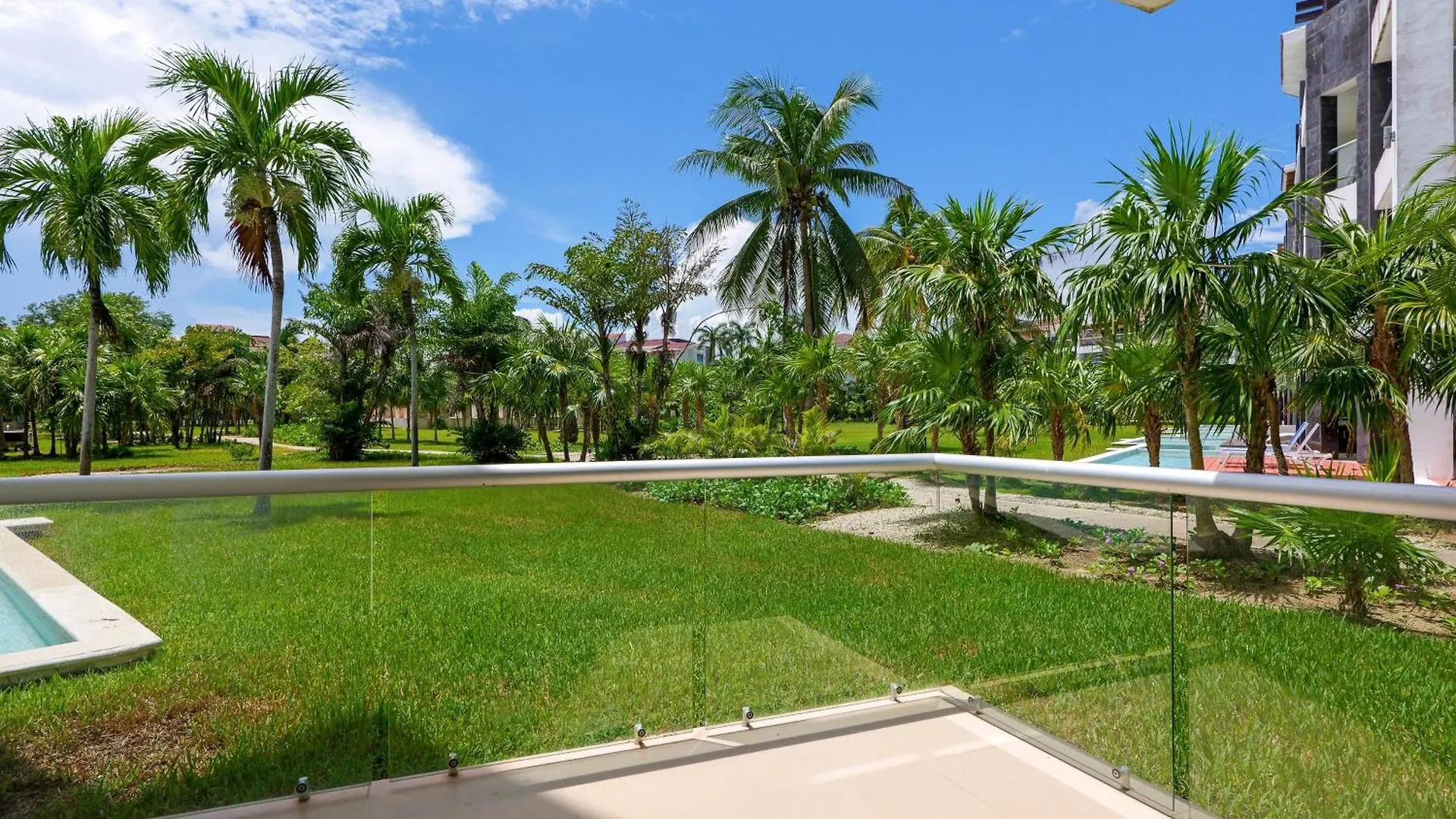 Seaside Serenity Retreat At Mareazul Norte - 2 Bedroom Playa del Carmen 0*,  Mexico