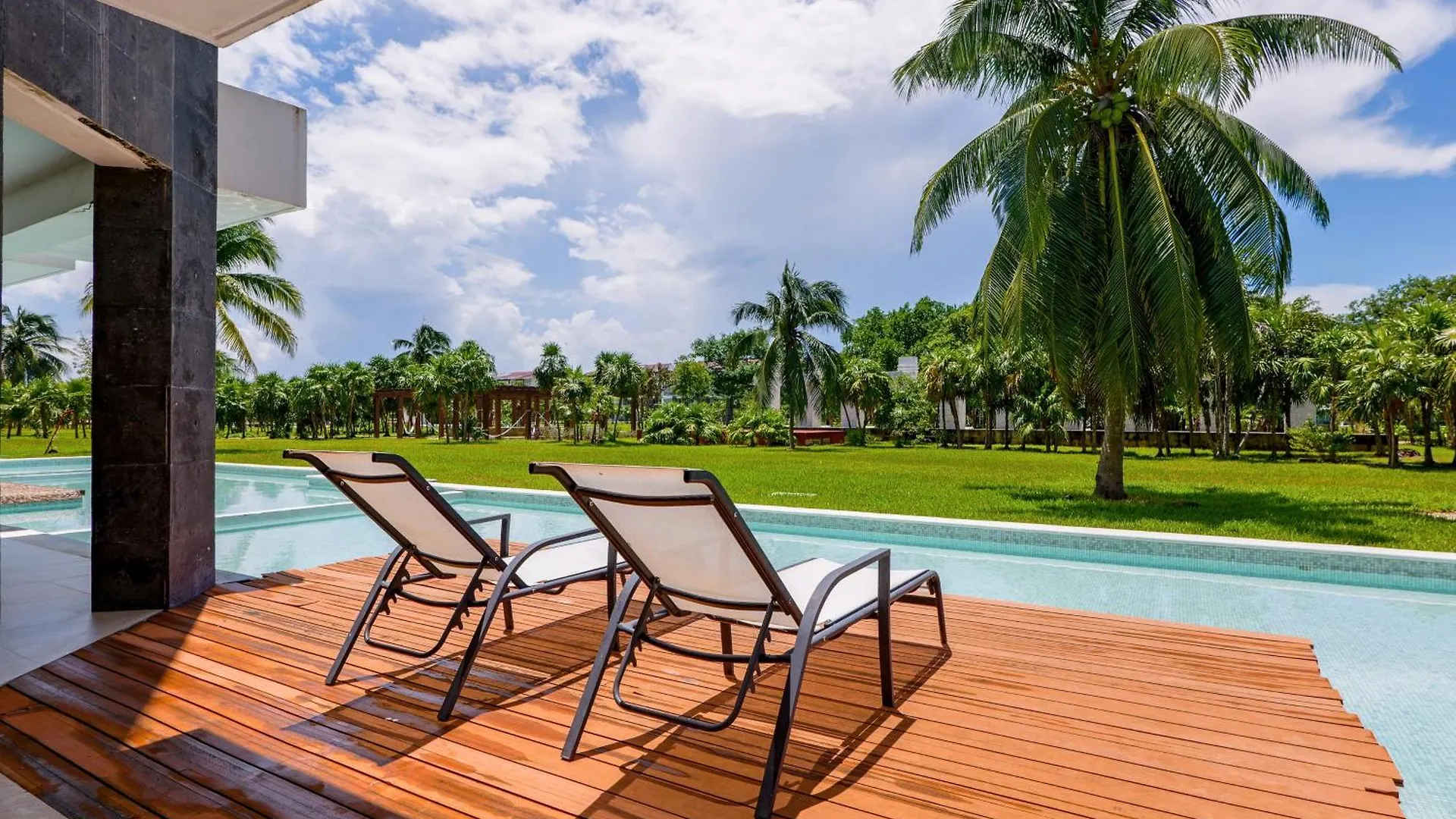 Seaside Serenity Retreat At Mareazul Norte - 2 Bedroom Playa del Carmen Mexico