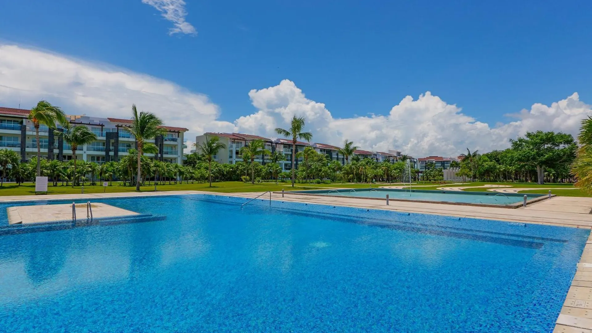 Seaside Serenity Retreat At Mareazul Norte - 2 Bedroom Playa del Carmen 0*,  Mexico